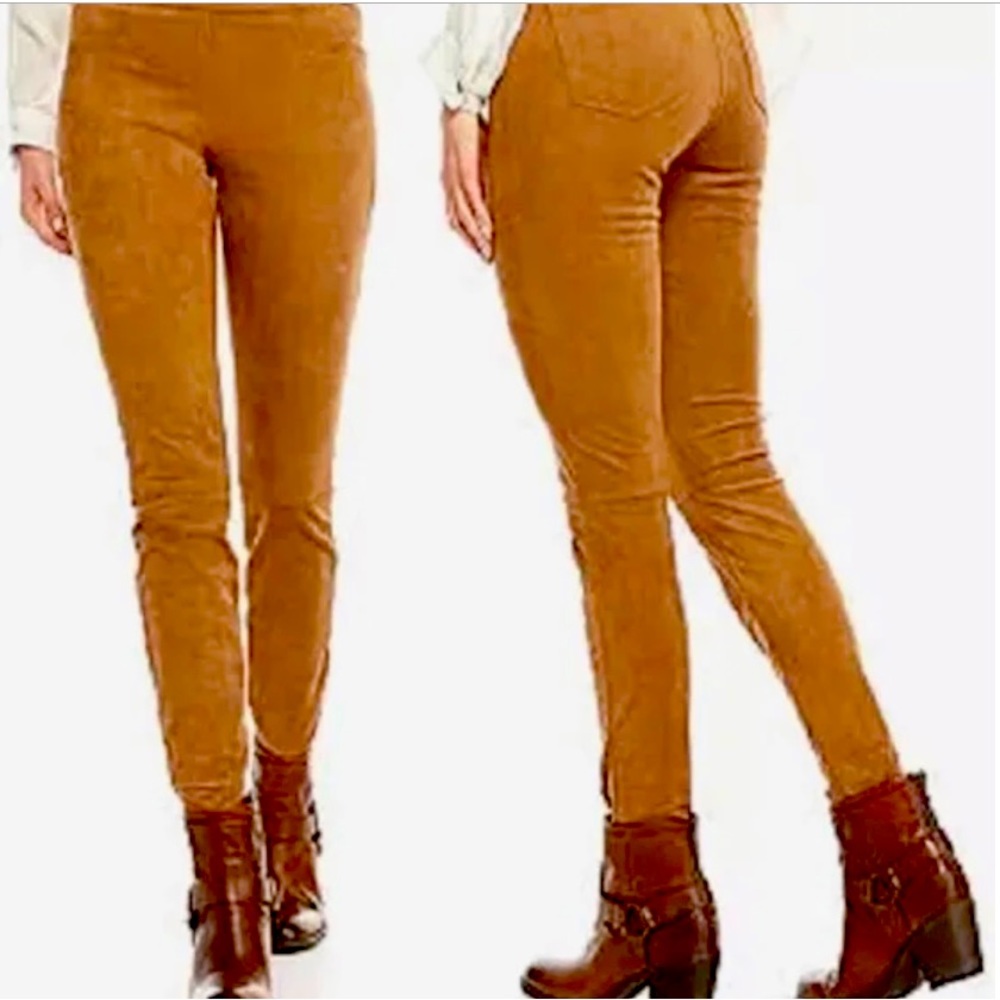 Max Studio suede like pants. Size Large.